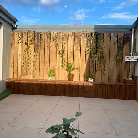 Maison De Avec Terrasse Apartman